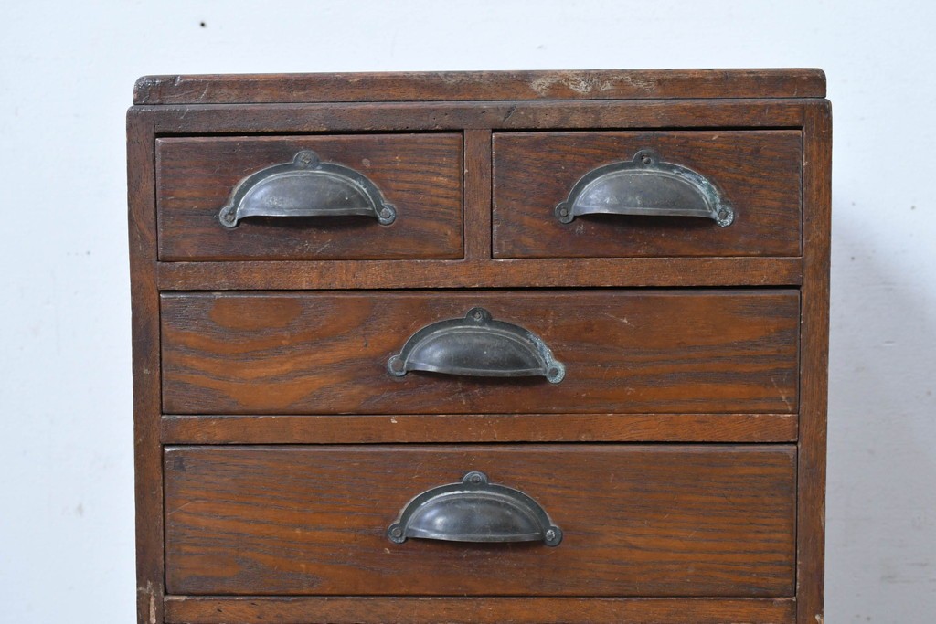 和製アンティーク　栓材　引き出し7杯のレトロなサイドチェスト　(R-087777)