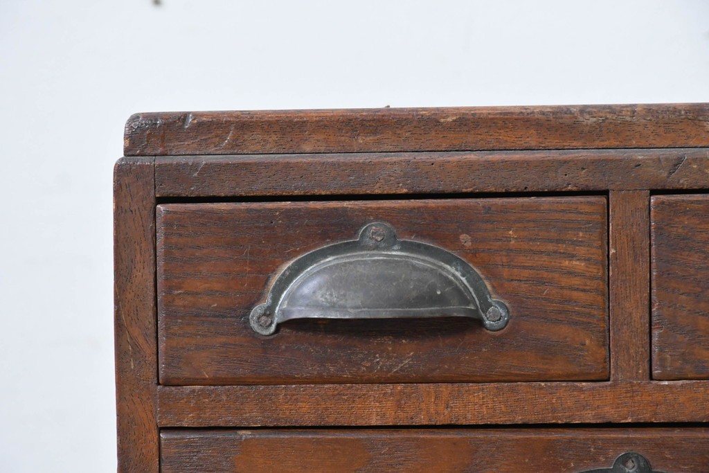 和製アンティーク　栓材　引き出し7杯のレトロなサイドチェスト　(R-087777)