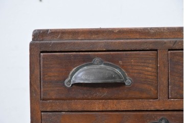 和製アンティーク　栓材　引き出し7杯のレトロなサイドチェスト　(R-087777)