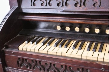 アメリカアンティーク　激レア・希少!!　Estey Organ Company(エスティ オルガン社)　リードオルガン　定価約350万円　(R-087780)