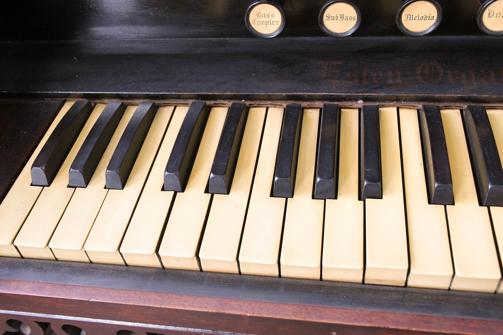 アメリカアンティーク　激レア・希少!!　Estey Organ Company(エスティ オルガン社)　リードオルガン　定価約350万円　(R-087780)