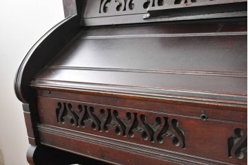 アメリカアンティーク　激レア・希少!!　Estey Organ Company(エスティ オルガン社)　リードオルガン　定価約350万円　(R-087780)