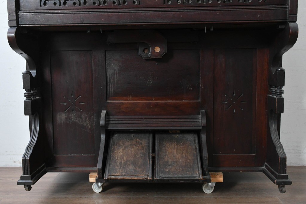 アメリカアンティーク　激レア・希少!!　Estey Organ Company(エスティ オルガン社)　リードオルガン　定価約350万円　(R-087780)