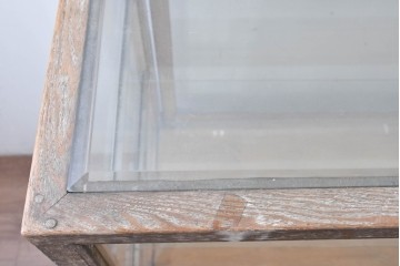 和製ヴィンテージ　楢(ナラ)材　素朴な風合いが魅力のガラスショーケース　(R-087781)