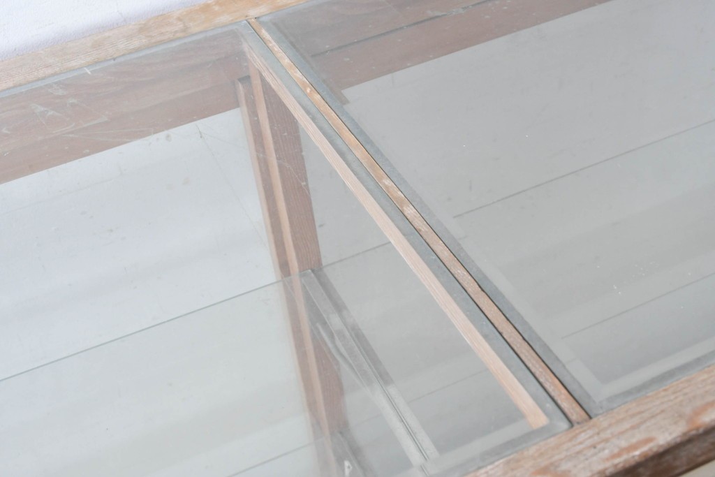 和製ヴィンテージ　楢(ナラ)材　素朴な風合いが魅力のガラスショーケース　(R-087781)