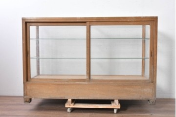 和製ヴィンテージ　楢(ナラ)材　素朴な風合いが魅力のガラスショーケース　(R-087781)