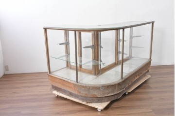 和製ヴィンテージ　伊藤製作所　曲げガラス　レトロな木製フレームの引き出し付きL型ガラスショーケース　(R-087782)