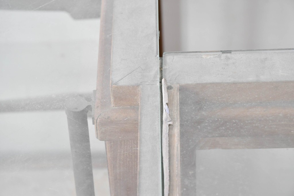 和製ヴィンテージ　伊藤製作所　曲げガラス　レトロな木製フレームの引き出し付きL型ガラスショーケース　(R-087782)