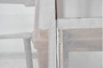 和製ヴィンテージ　伊藤製作所　曲げガラス　レトロな木製フレームの引き出し付きL型ガラスショーケース　(R-087782)