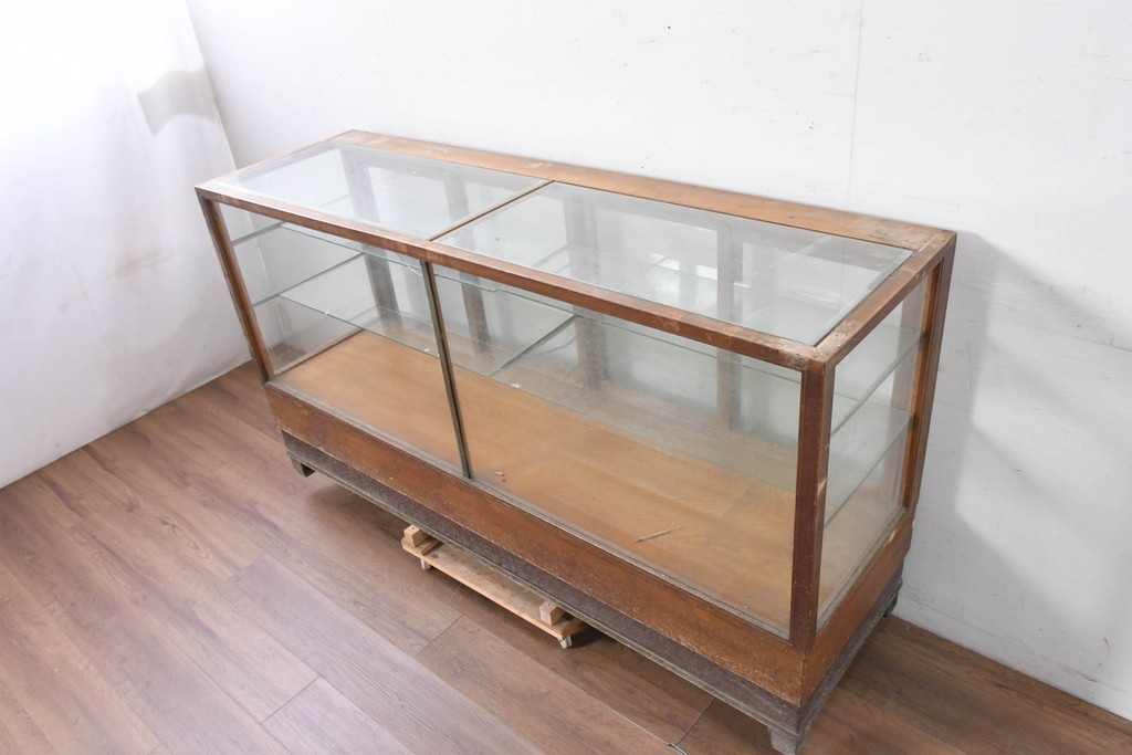 和製ヴィンテージ　楢(ナラ)材　味わい深い木肌が魅力のガラスショーケース　(R-087783)