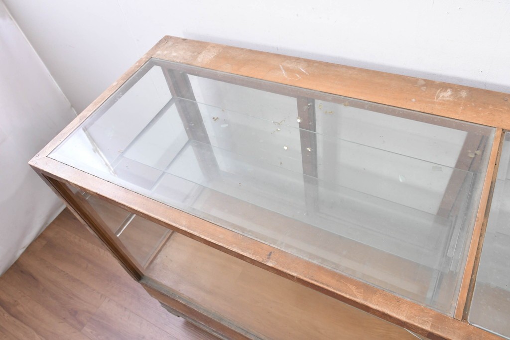 和製ヴィンテージ　楢(ナラ)材　味わい深い木肌が魅力のガラスショーケース　(R-087783)