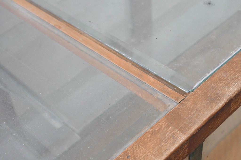 和製ヴィンテージ　楢(ナラ)材　味わい深い木肌が魅力のガラスショーケース　(R-087783)