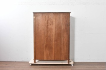 イギリスアンティーク　Jaycee Furniture(ジェイシーファニチャー)　オーク材　ガラス扉に幾何学的な意匠が施されたキャビネット　(R-087786)