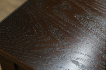 イギリスアンティーク　Jaycee Furniture(ジェイシーファニチャー)　オーク材　ガラス扉に幾何学的な意匠が施されたキャビネット　(R-087786)