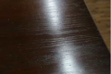 イギリスアンティーク　Jaycee Furniture(ジェイシーファニチャー)　オーク材　ガラス扉に幾何学的な意匠が施されたキャビネット　(R-087786)