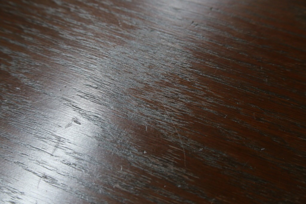 イギリスアンティーク　Jaycee Furniture(ジェイシーファニチャー)　オーク材　ガラス扉に幾何学的な意匠が施されたキャビネット　(R-087786)