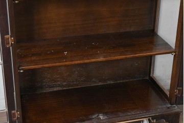 イギリスアンティーク　マホガニー材　幾何学模様のガラス扉が目を引く上品なブックケース　(R-087787)