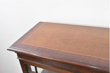 イギリスアンティーク　マホガニー材　幾何学模様のガラス扉が目を引く上品なブックケース　(R-087787)