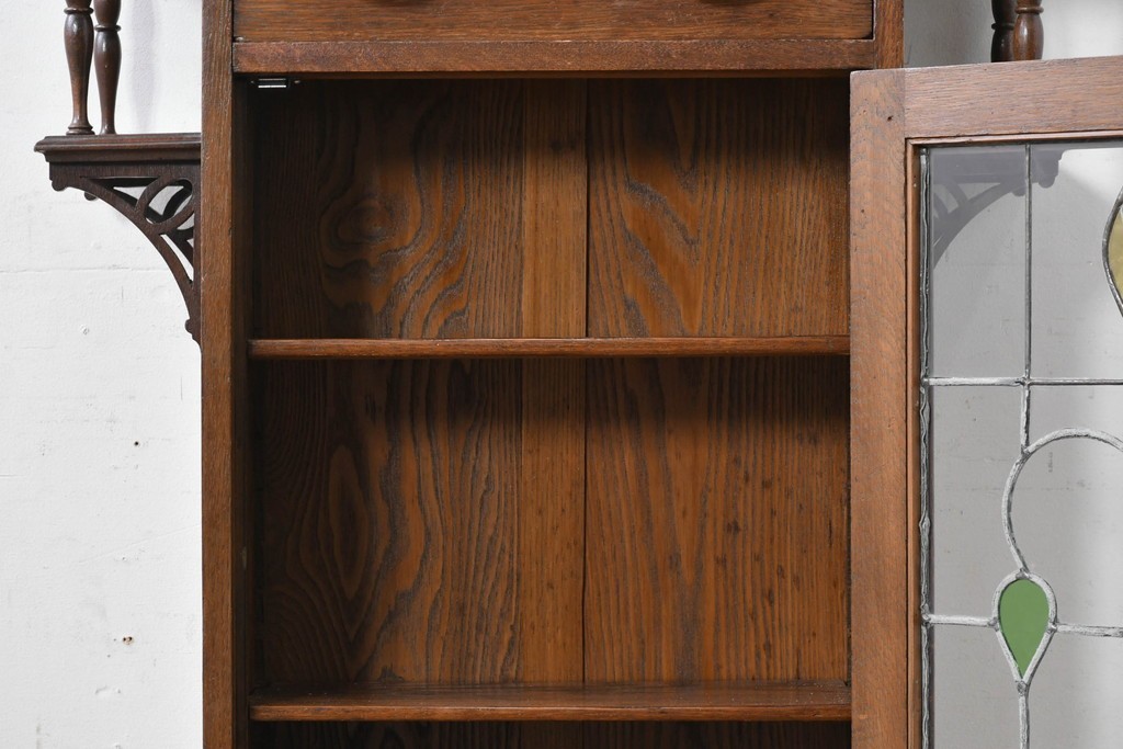 イギリスアンティーク　希少デザイン!!　オーク材　小振りサイズがうれしいステンドグラス入りキャビネット　(R-087789)