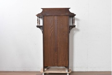 イギリスアンティーク　希少デザイン!!　オーク材　小振りサイズがうれしいステンドグラス入りキャビネット　(R-087789)