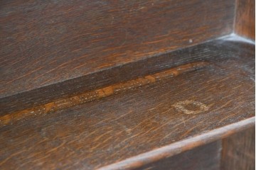 イギリスアンティーク　希少デザイン!!　オーク材　アーチトップ・ボウフロントデザインが魅力のオープンシェルフ　(R-087790)