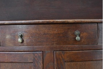 イギリスアンティーク　希少デザイン!!　オーク材　アーチトップ・ボウフロントデザインが魅力のオープンシェルフ　(R-087790)