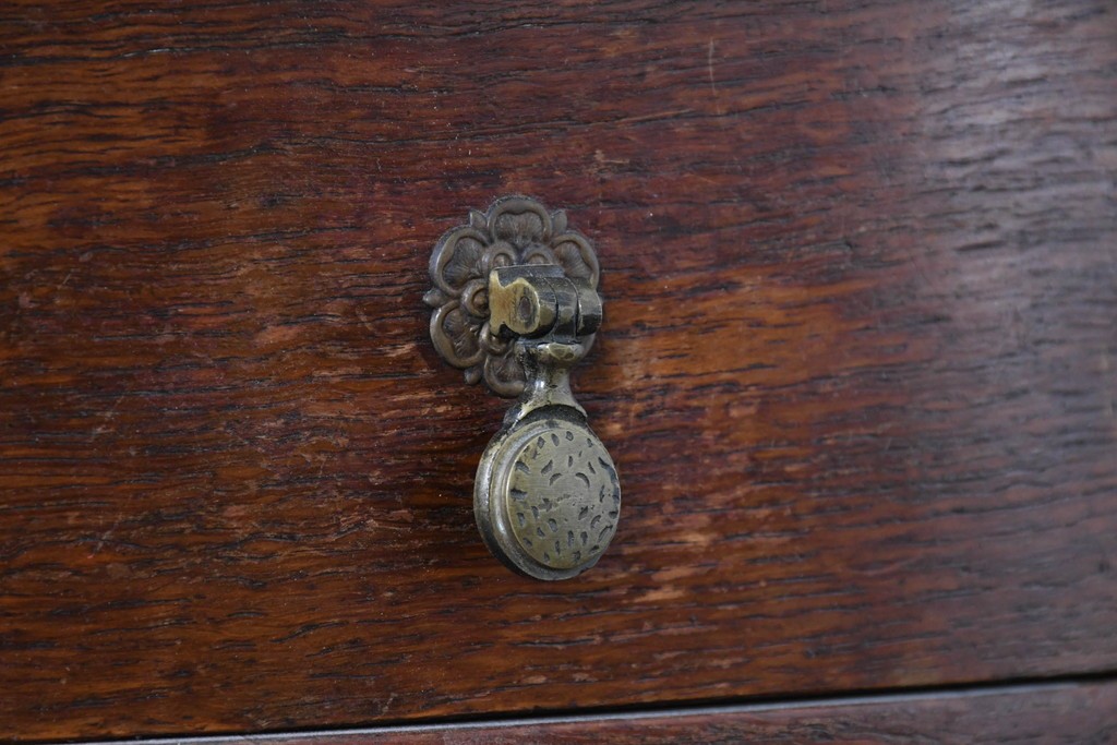 イギリスアンティーク　希少デザイン!!　オーク材　アーチトップ・ボウフロントデザインが魅力のオープンシェルフ　(R-087790)