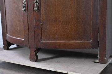 イギリスアンティーク　希少デザイン!!　オーク材　アーチトップ・ボウフロントデザインが魅力のオープンシェルフ　(R-087790)