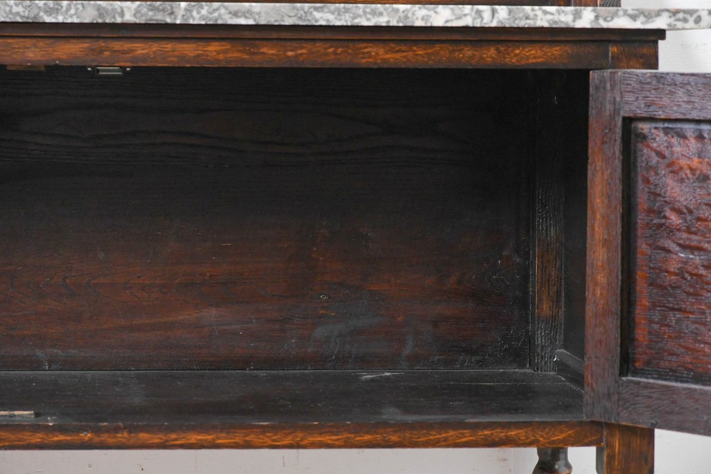 イギリスアンティーク　オーク材　バーリーシュガーツイストレッグが印象的なタオルハンガー付きのウォッシュスタンド　(R-087794)