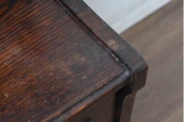 イギリスアンティーク　オーク材　クラシカルな彫刻入りのコールボックス　(R-087795)