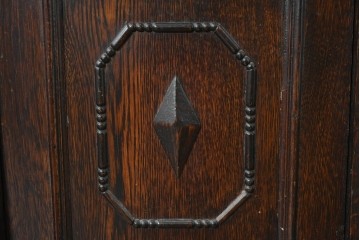 イギリスアンティーク　オーク材　クラシカルな彫刻入りのコールボックス　(R-087795)