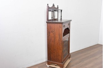 イギリスアンティーク　ローズウッド材　コンパクトなサイズ感がうれしい象嵌入りのミュージックキャビネット　(R-087798)