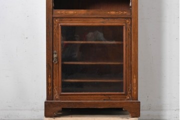 イギリスアンティーク　ローズウッド材　コンパクトなサイズ感がうれしい象嵌入りのミュージックキャビネット　(R-087798)