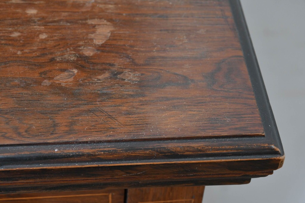 イギリスアンティーク　ローズウッド材　コンパクトなサイズ感がうれしい象嵌入りのミュージックキャビネット　(R-087798)