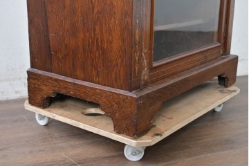 イギリスアンティーク　ローズウッド材　コンパクトなサイズ感がうれしい象嵌入りのミュージックキャビネット　(R-087798)