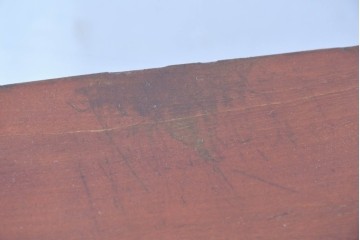 イギリスアンティーク　マホガニー材　象嵌(インレイ)細工と曲線美が魅力のチェスト　(R-087801)