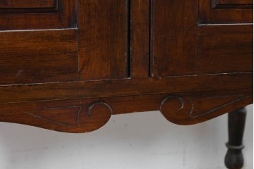 イギリスアンティーク　大理石天板　ウォールナット材　小振りサイズ　タイル装飾と透かし彫りが美しいウォッシュスタンド　(R-087802)