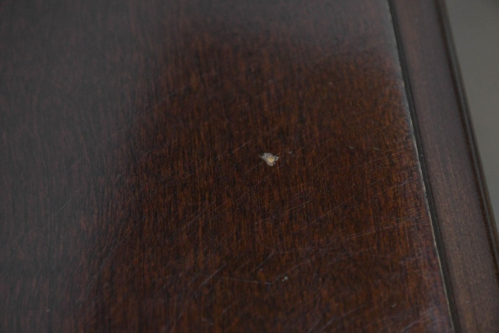 中古　美品　アメリカ　トーマスビル(Thomasville)　インプレッション(IMPRESSIONS)　クラシカルな意匠と収納力を兼ね備えたチェスト　(R-087803)