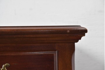 中古　美品　アメリカ　トーマスビル(Thomasville)　インプレッション(IMPRESSIONS)　クラシカルな意匠と収納力を兼ね備えたチェスト　(R-087803)