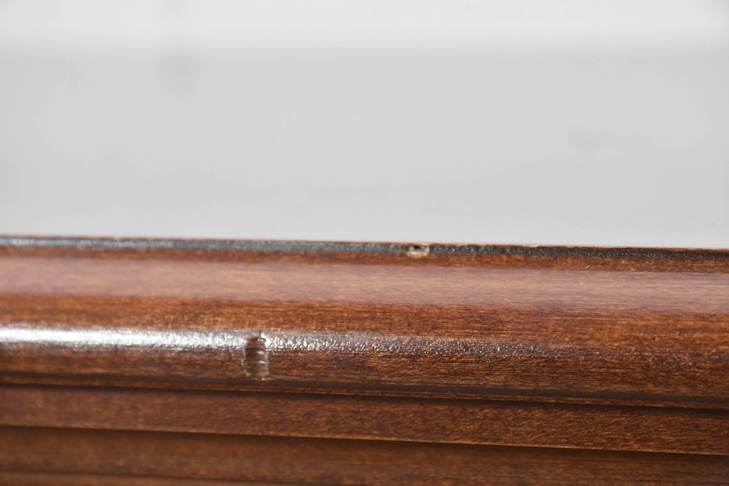 中古　美品　アメリカ　トーマスビル(Thomasville)　インプレッション(IMPRESSIONS)　クラシカルな意匠と収納力を兼ね備えたチェスト　(R-087803)