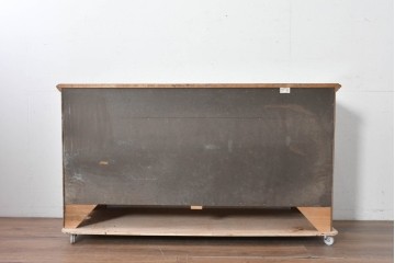 中古　美品　アメリカ　トーマスビル(Thomasville)　インプレッション(IMPRESSIONS)　クラシカルな意匠と収納力を兼ね備えたチェスト　(R-087803)