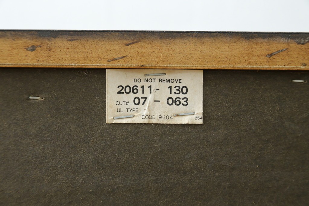 中古　美品　アメリカ　トーマスビル(Thomasville)　インプレッション(IMPRESSIONS)　クラシカルな意匠と収納力を兼ね備えたチェスト　(R-087803)