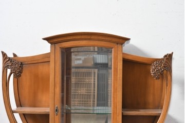 中古　美品　イタリア高級家具　メデア(Medea)　アールヌーヴォー様式　曲線美と彫刻装飾が際立つキャビネット　(R-087804)