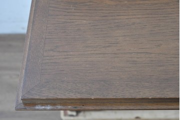 中古　横浜クラシック家具 ダニエル(Daniel)　希少カラー!　オーク材　装飾が美しいクラシカルなライティングビューロー　定価約55万円　(R-087805)