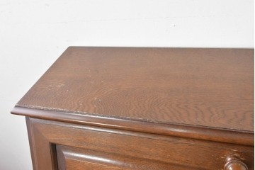 中古　横浜クラシック家具 ダニエル(Daniel)　希少カラー!　オーク材　装飾が美しいクラシカルなライティングビューロー　定価約55万円　(R-087805)