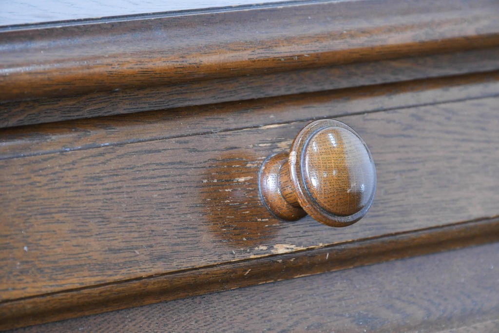 中古　横浜クラシック家具 ダニエル(Daniel)　希少カラー!　オーク材　装飾が美しいクラシカルなライティングビューロー　定価約55万円　(R-087805)