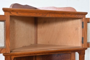 和製アンティーク　上手物!　高級品　欅(ケヤキ)材　上質な杢目が目を引く古い洋館のコーナーキャビネット　(R-087806)