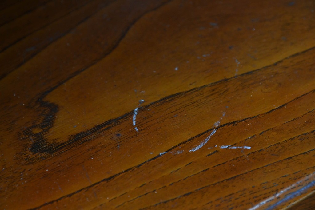 和製アンティーク　上手物!　高級品　欅(ケヤキ)材　上質な杢目が目を引く古い洋館のコーナーキャビネット　(R-087806)