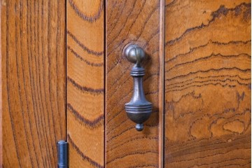 和製アンティーク　上手物!　高級品　欅(ケヤキ)材　パーケットリーが映えるモダンデザインが素敵な古い洋館の本箱　(R-087807)