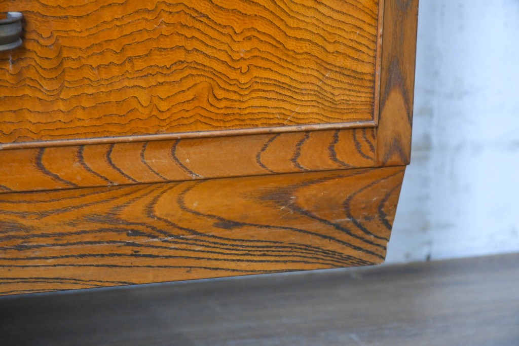 和製アンティーク　上手物!　高級品　欅(ケヤキ)材　パーケットリーが映えるモダンデザインが素敵な古い洋館の本箱　(R-087807)